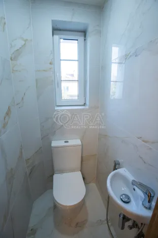 Pronájem bytu 4+kk, Praha - Bohnice, V Nových Bohnicích, 94 m2