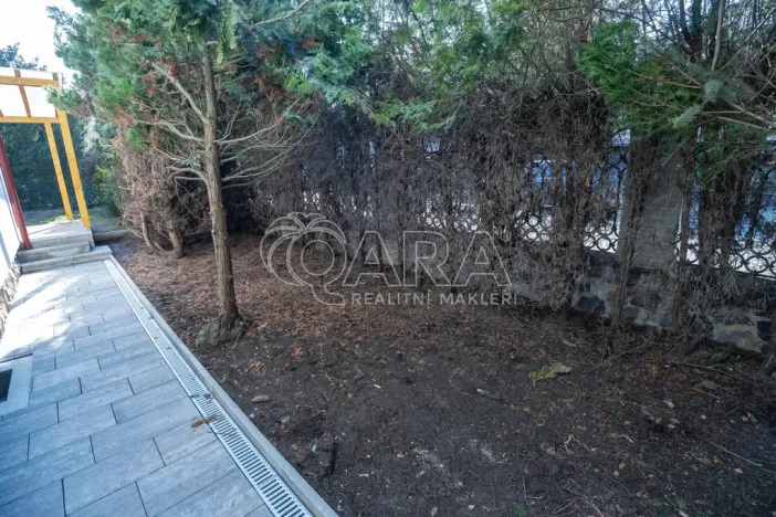 Pronájem bytu 4+kk, Praha - Bohnice, V Nových Bohnicích, 94 m2