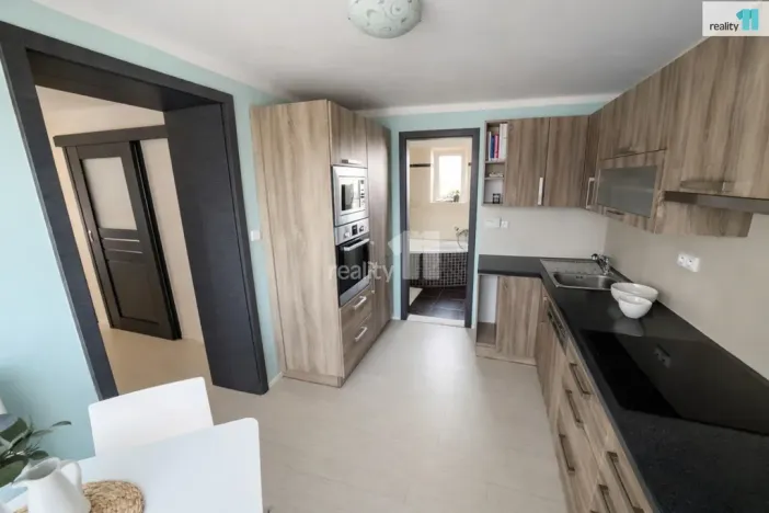 Prodej rodinného domu, Suchdol, 271 m2