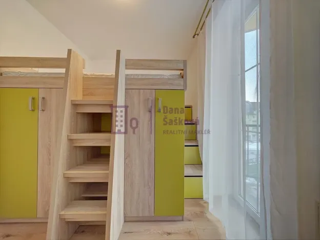 Pronájem bytu 2+kk, Jindřichův Hradec - Jindřichův Hradec V, Nušlova, 40 m2