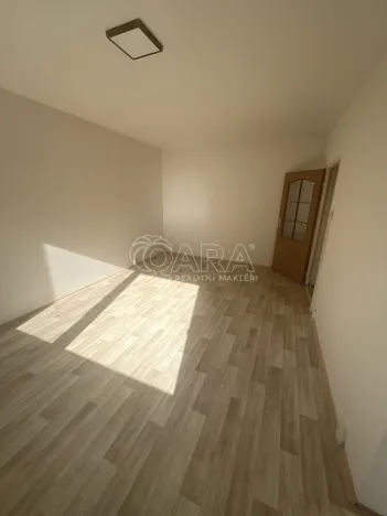 Pronájem bytu 1+kk, Praha - Chodov, Ledvinova, 31 m2