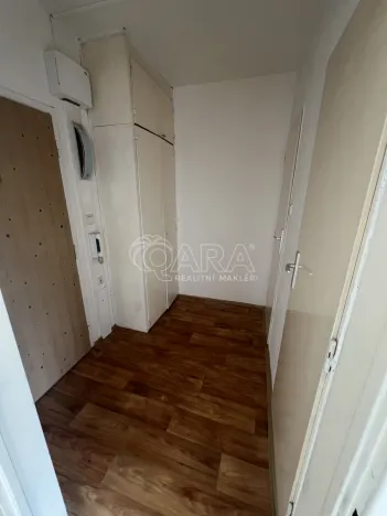 Pronájem bytu 1+kk, Praha - Chodov, Ledvinova, 31 m2