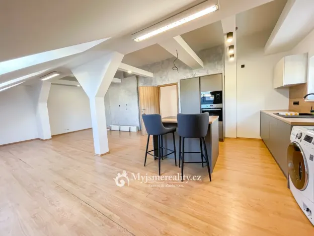 Pronájem bytu 4+kk, Znojmo, I. P. Pavlova, 110 m2