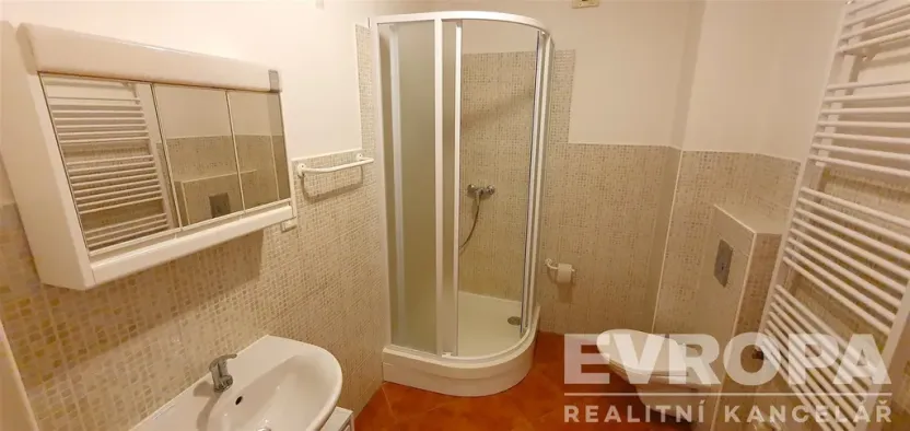 Pronájem bytu 1+kk, Vrchlabí, Českých bratří, 32 m2