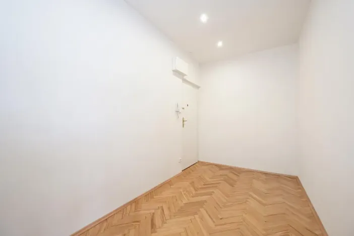 Pronájem bytu 1+kk, Praha - Nusle, Čiklova, 30 m2