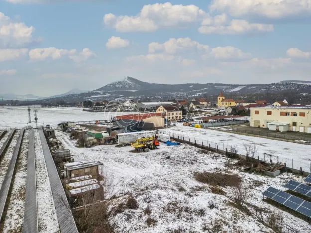 Prodej komerčního pozemku, Mlékojedy, 3769 m2