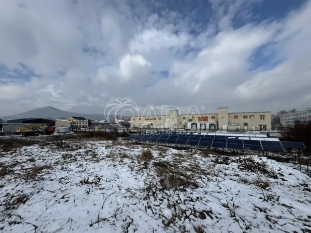 Prodej komerčního pozemku, Mlékojedy, 3769 m2