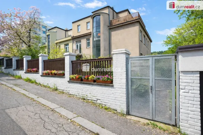 Pronájem bytu 1+kk, Praha - Smíchov, Mošnova, 21 m2