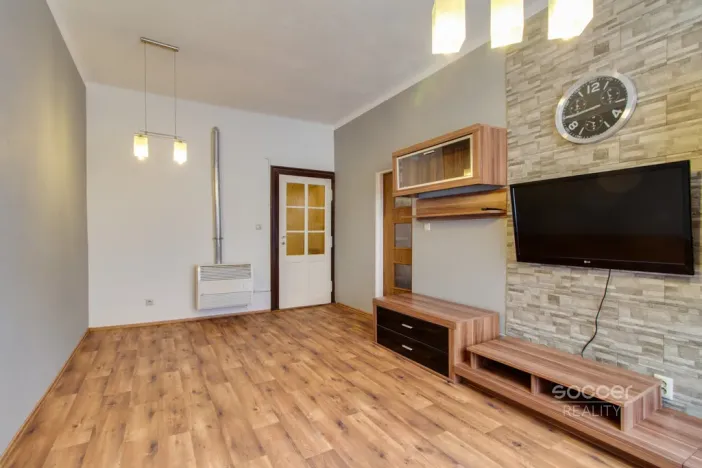 Pronájem bytu 2+kk, Praha - Žižkov, Jagellonská, 50 m2