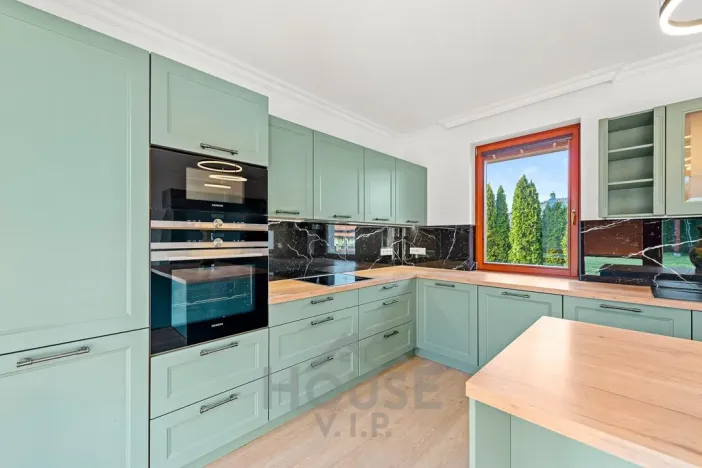 Prodej vily, Babice, Okružní, 200 m2