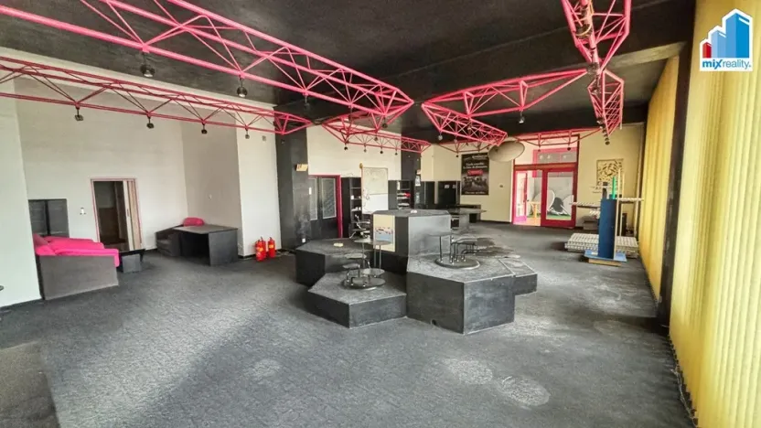 Pronájem obchodního prostoru, Klatovy, Zahradní, 430 m2