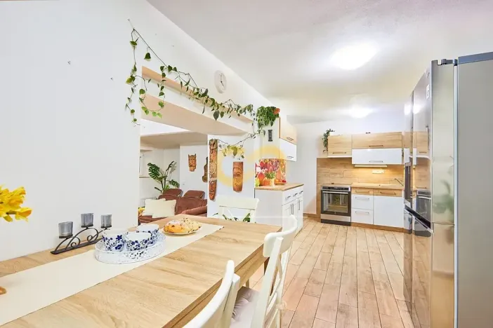 Prodej rodinného domu, Černá v Pošumaví, 330 m2