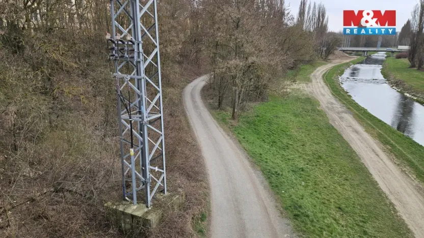 Pronájem garáže, Plzeň, Těšínská, 19 m2