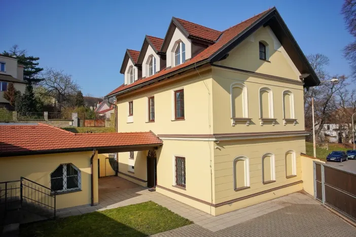 Pronájem rodinného domu, Praha, Staré náměstí, 215 m2