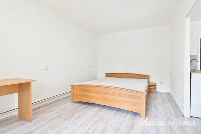 Pronájem bytu 2+kk, Brno - Královo Pole, Berkova, 41 m2