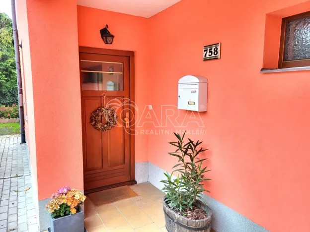 Pronájem bytu 2+kk, Horoměřice, Politických vězňů, 60 m2