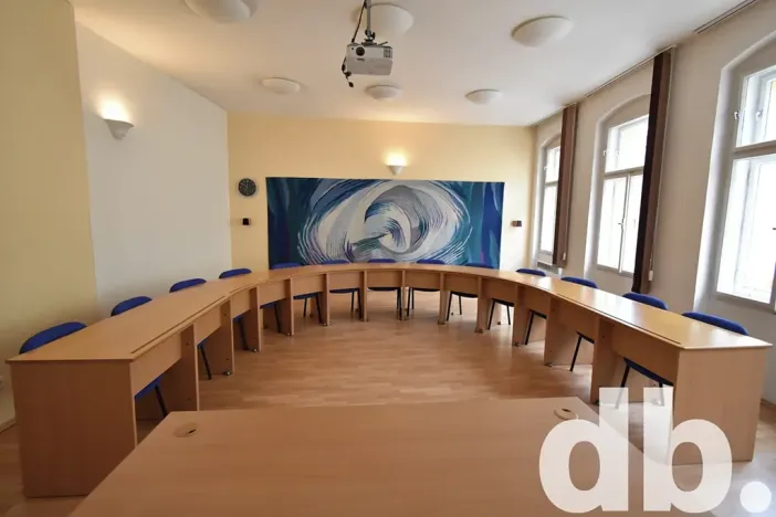 Pronájem kanceláře, Karlovy Vary, T. G. Masaryka, 75 m2