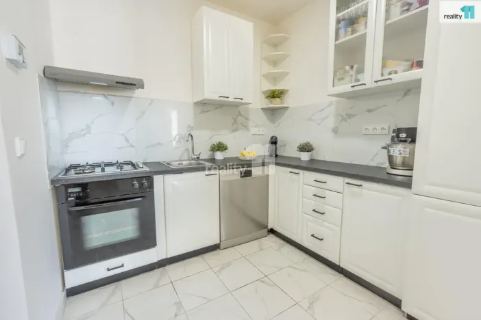 Prodej bytu 2+kk, Praha - Michle, Sedlčanská, 51 m2