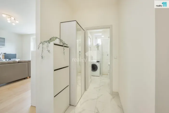 Prodej bytu 2+kk, Praha - Michle, Sedlčanská, 51 m2