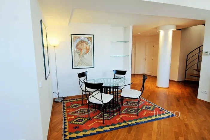 Pronájem bytu 3+1, Praha - Nové Město, Odborů, 108 m2