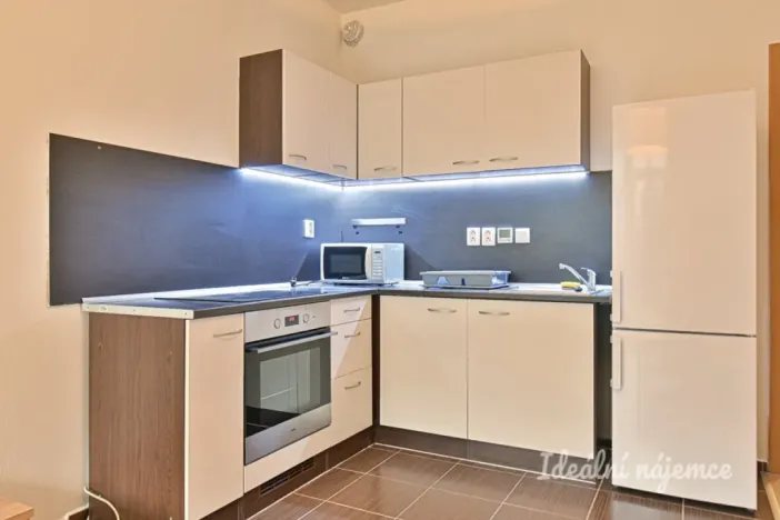 Pronájem bytu 2+kk, Brno - Medlánky, Hrázka, 45 m2