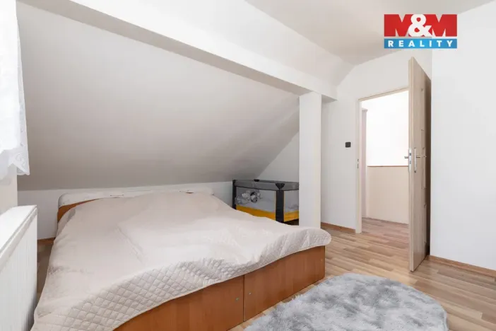 Prodej rodinného domu, Janov, 130 m2