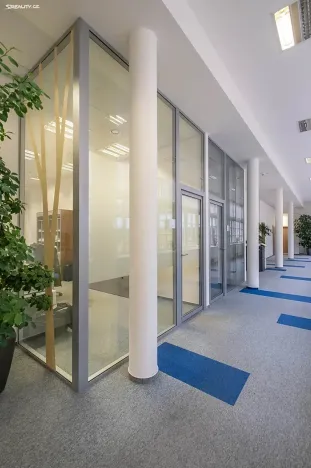 Pronájem kanceláře, Praha - Nové Město, Politických vězňů, 300 m2