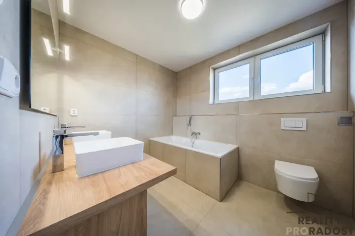 Prodej rodinného domu, Vracov, Lesní, 225 m2