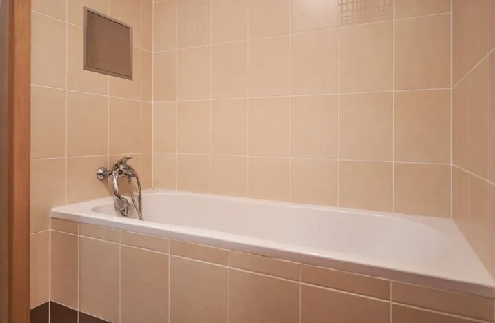 Pronájem bytu 1+kk, Praha, Milotická, 35 m2