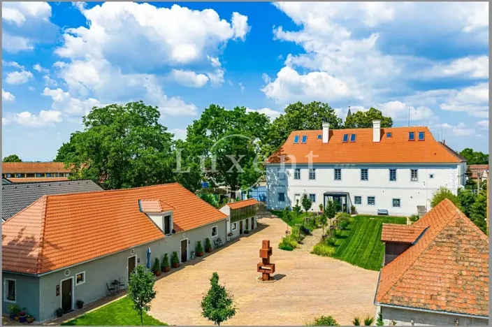 Prodej domu, Hluboká nad Vltavou, 1114 m2