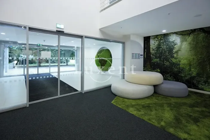 Pronájem kanceláře, Praha, Na strži, 740 m2