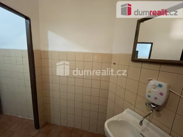 Pronájem komerční nemovitosti, Opava - Město, Ostrožná, 281 m2