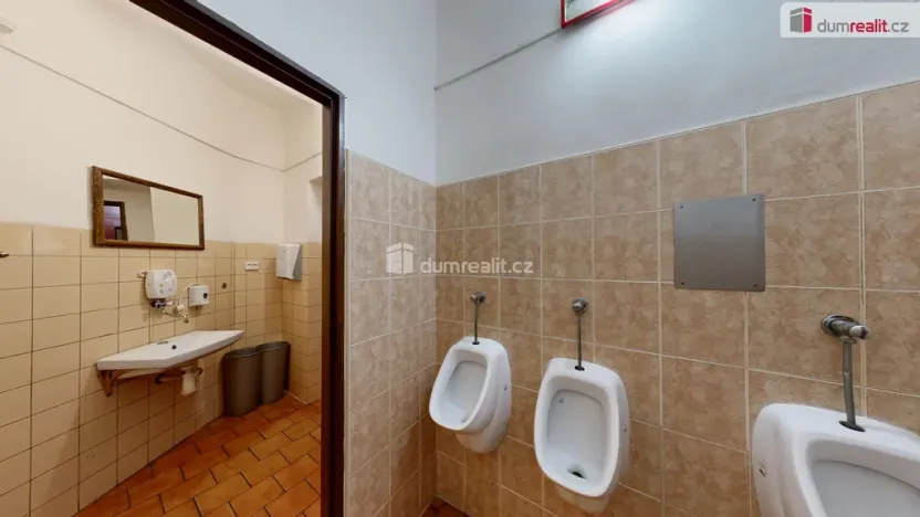Pronájem komerční nemovitosti, Opava - Město, Ostrožná, 281 m2