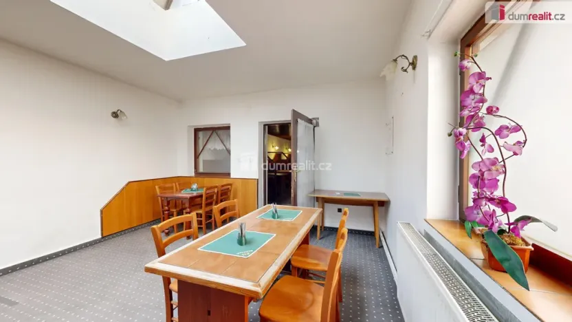 Pronájem restaurace, Opava - Město, Ostrožná, 281 m2