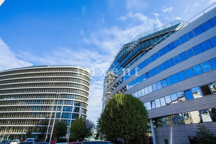 Pronájem kanceláře, Praha - Nusle, Doudlebská, 303 m2