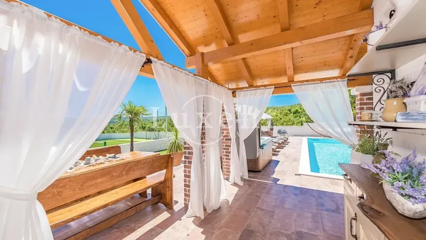 Prodej vily, Zadar, Chorvatsko, 410 m2