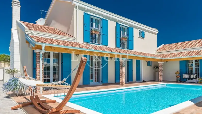 Prodej vily, Zadar, Chorvatsko, 410 m2