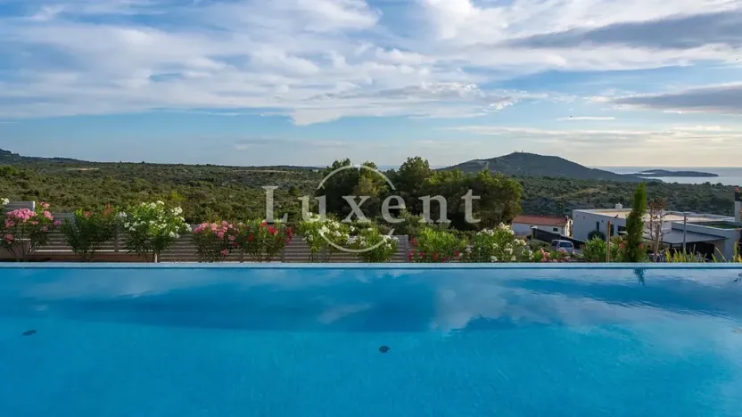 Prodej vily, Primošten, Chorvatsko, 210 m2