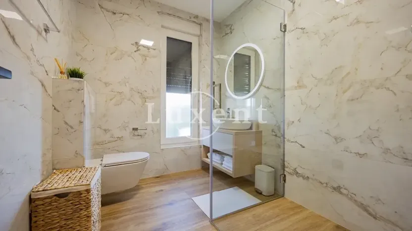 Prodej vily, Zadar, Chorvatsko, 234 m2