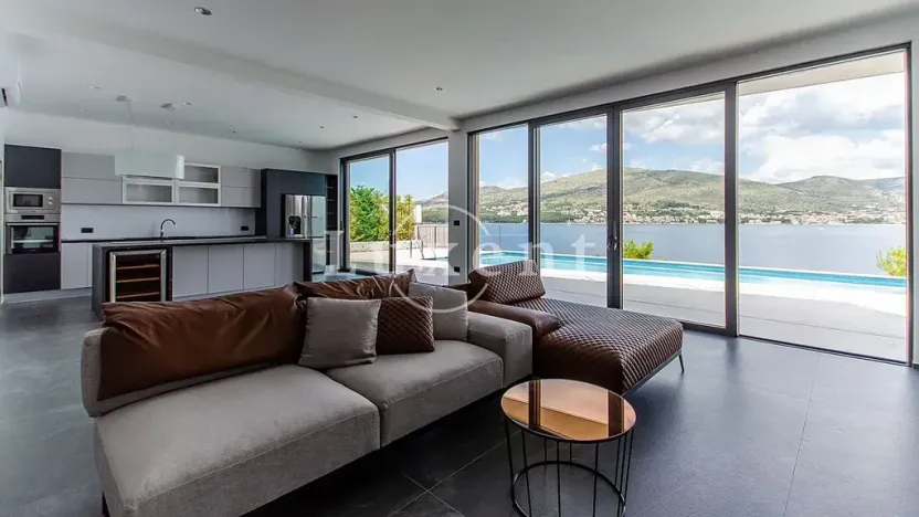 Prodej vily, Trogir, Chorvatsko, 349 m2