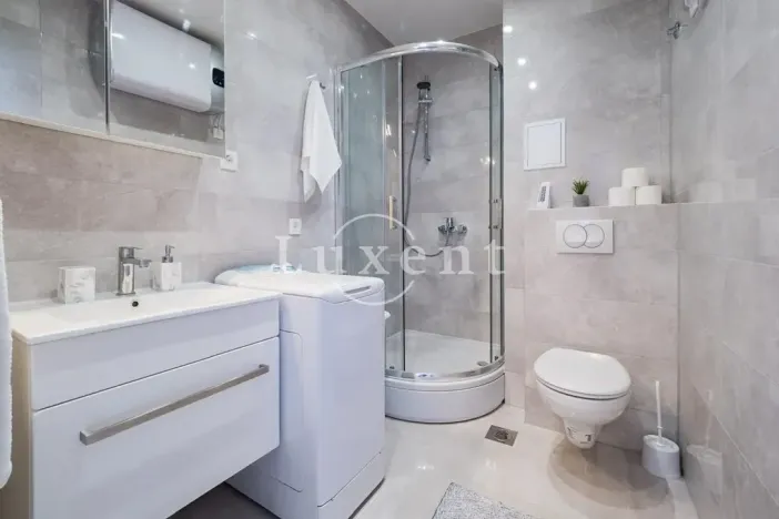 Prodej bytu 2+kk, Trogir, Chorvatsko, 63 m2