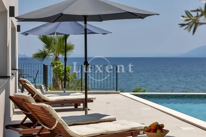 Prodej bytu 3+kk, Sućuraj, Chorvatsko, 220 m2