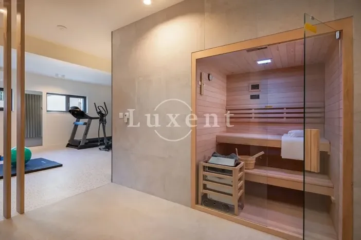 Prodej vily, Rogoznica, Chorvatsko, 675 m2