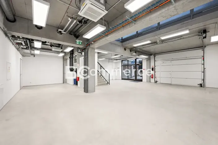 Pronájem skladu, Brno, Svatopetrská, 203 m2