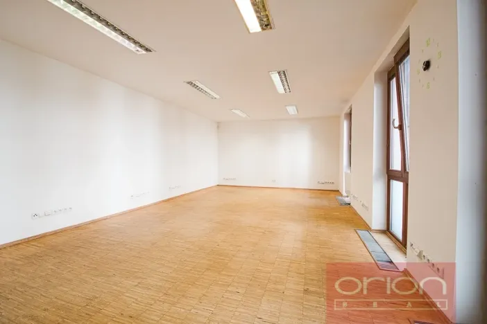 Pronájem bytu 1+kk, Praha - Žižkov, Husitská, 48 m2