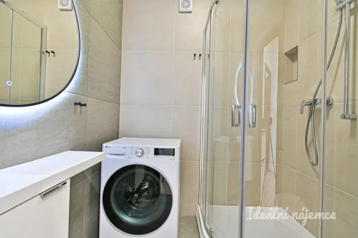 Pronájem bytu 1+kk, Brno - Královo Pole, Slovinská, 23 m2