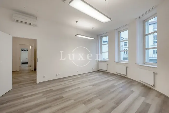 Pronájem kanceláře, Praha - Nové Město, Václavské náměstí, 156 m2