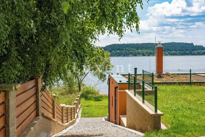 Prodej rodinného domu, Horní Planá, 186 m2