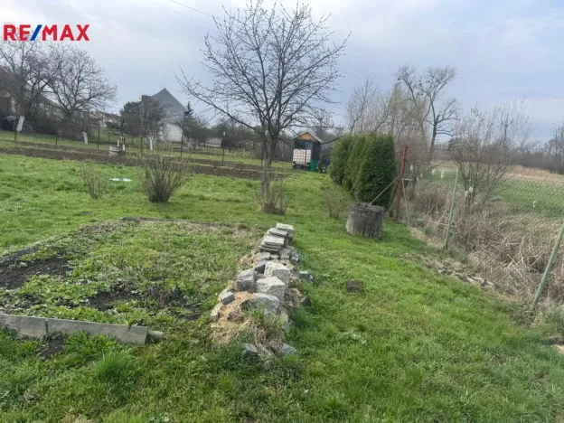 Prodej zahrady, Chropyně, Ječmínkova, 379 m2