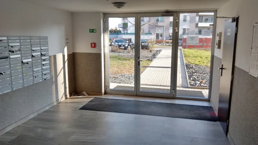 Pronájem bytu 2+kk, Praha - Letňany, Kadečkové, 56 m2